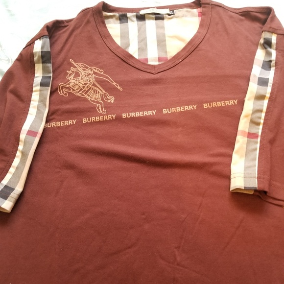 Burberry - Picture 2 of 5